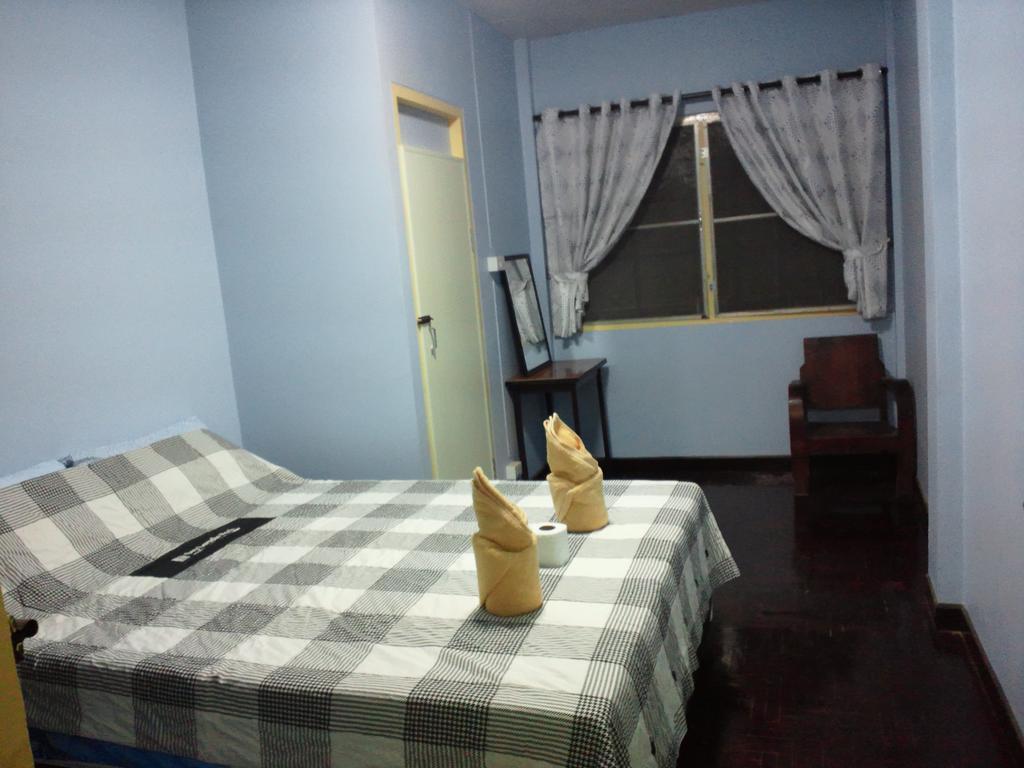 צ'יאנג מאי Nalin Guesthouse חדר תמונה