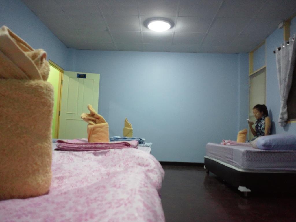 צ'יאנג מאי Nalin Guesthouse חדר תמונה
